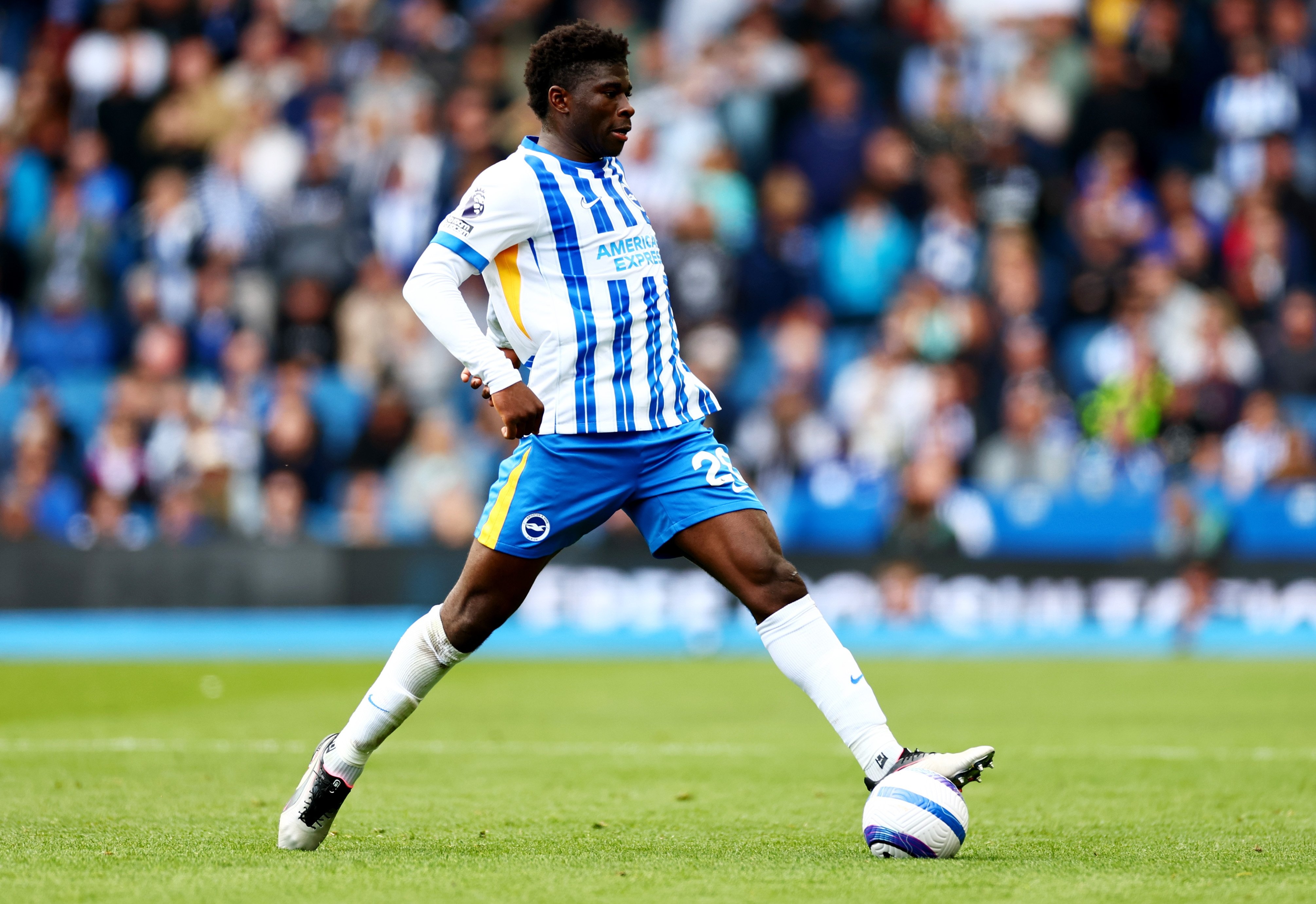 Kaiyun Sports-开云体育-记者：布莱顿认为巴莱巴市场价值会和凯塞多相当，曼联不会报价