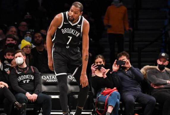 开云登录入口-杜兰特预计下周复出 西蒙斯遭遇后背轻微酸痛