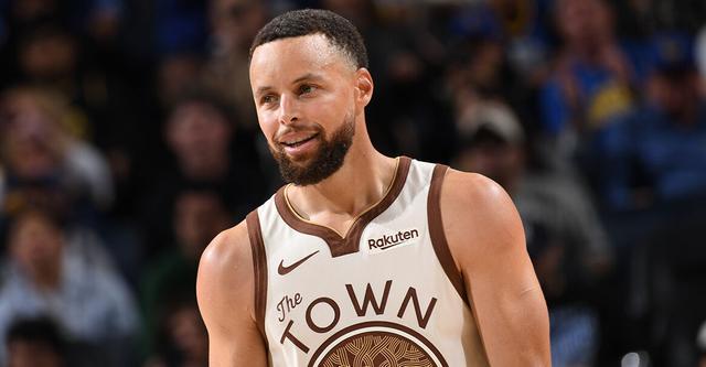 开云-爱游戏-科尔：库里的状态没有上一场出色 他还需要更多时间找回节奏